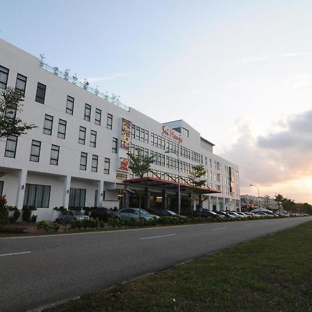 Sri Manja Boutique Hotel Kuantan Exterior foto